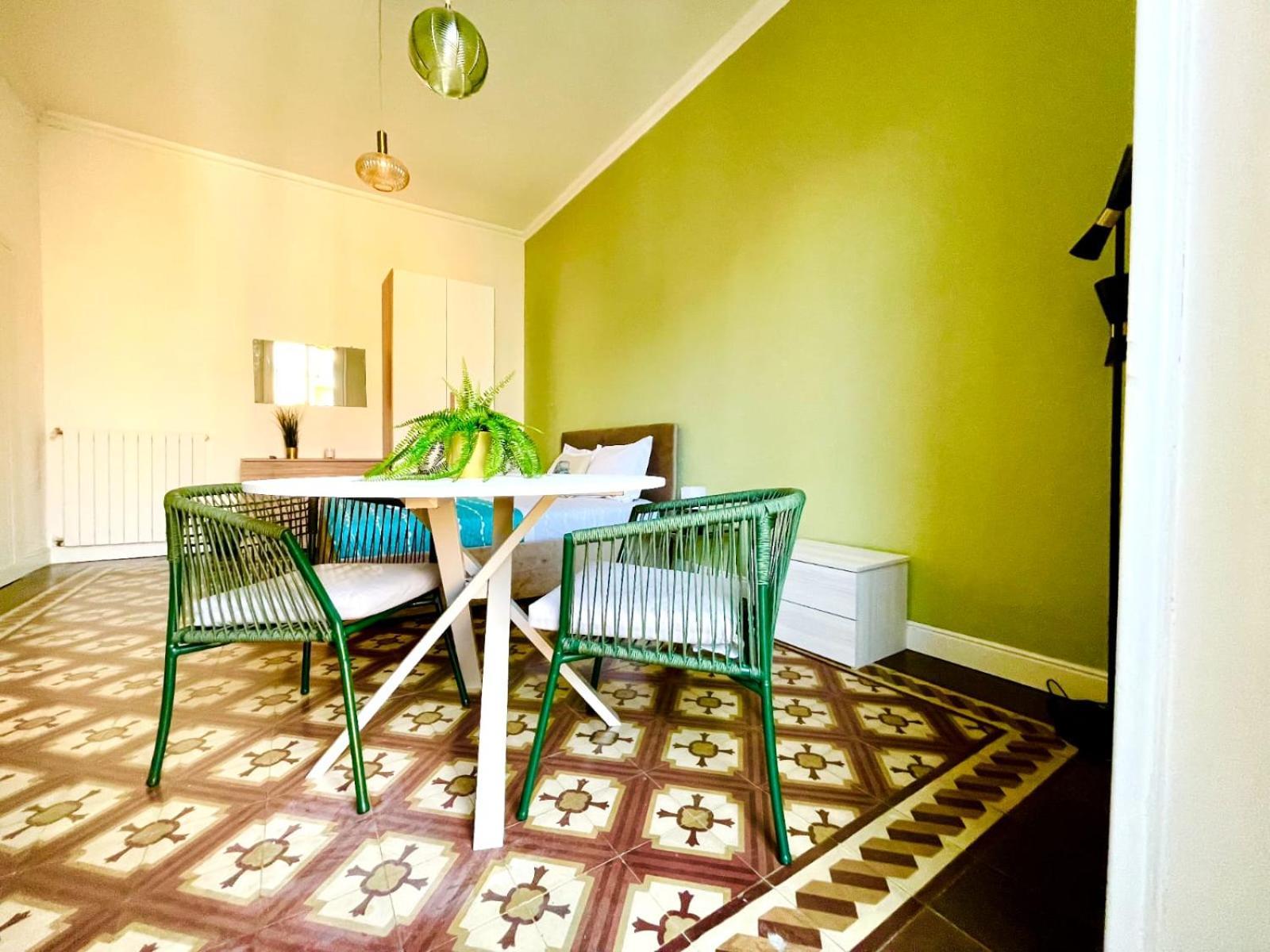 Charming Rooms Loreto 8 Milano Eksteriør billede
